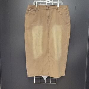 DE-FUZE Women's Tan DENIM Skirt, SIZE 18